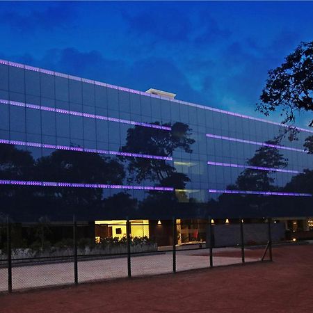 Hotel German Palace Airport Gandhinagar Exterior foto