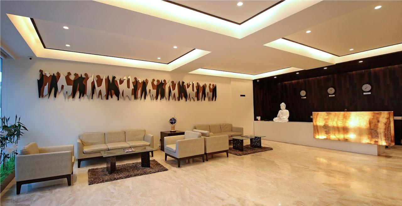 Hotel German Palace Airport Gandhinagar Exterior foto