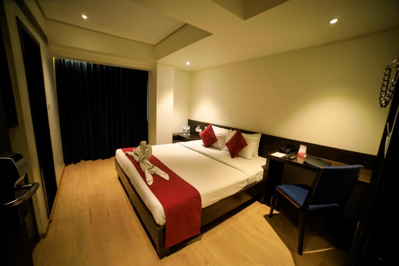 Hotel German Palace Airport Gandhinagar Exterior foto