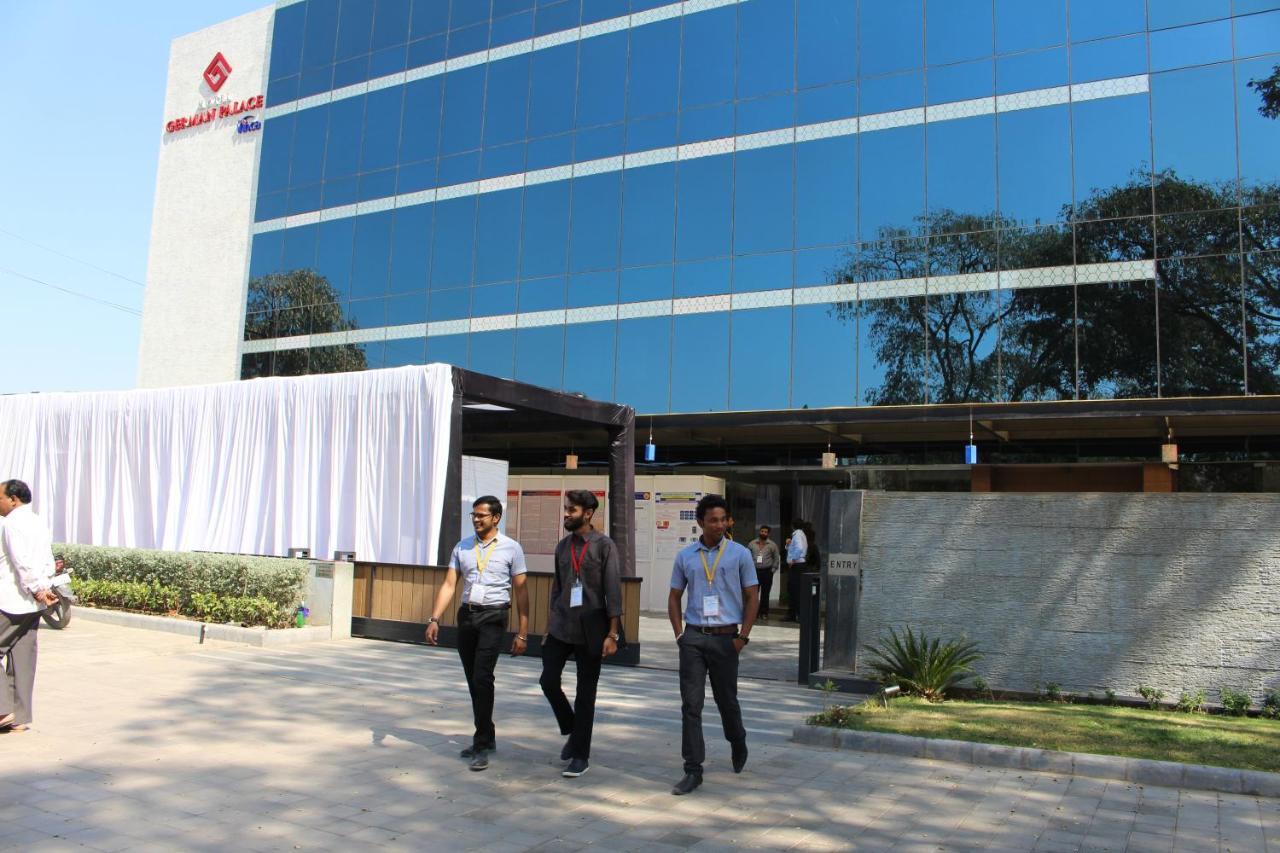 Hotel German Palace Airport Gandhinagar Exterior foto